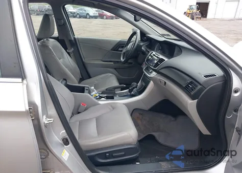 2013 Honda Accord Ex-L z USA, uszkodzony, nr VIN 1HGCR2F84DA154062